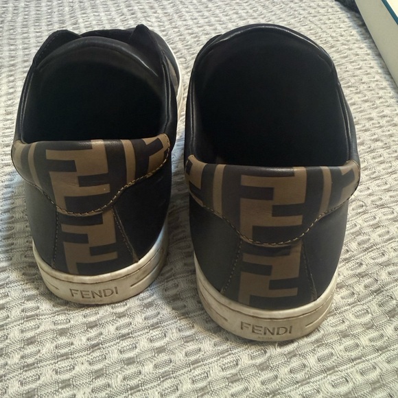 Fendi Women’s Black and Tan Logo Sneakers (Unisex) - Picture 3 of 6